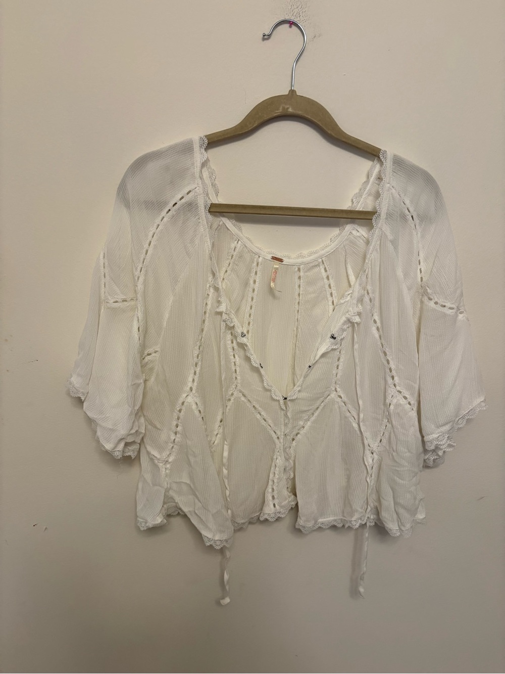 Free People White Gauze Eyelet Lace Trim Blouse Top Crochet Boho Sz Large